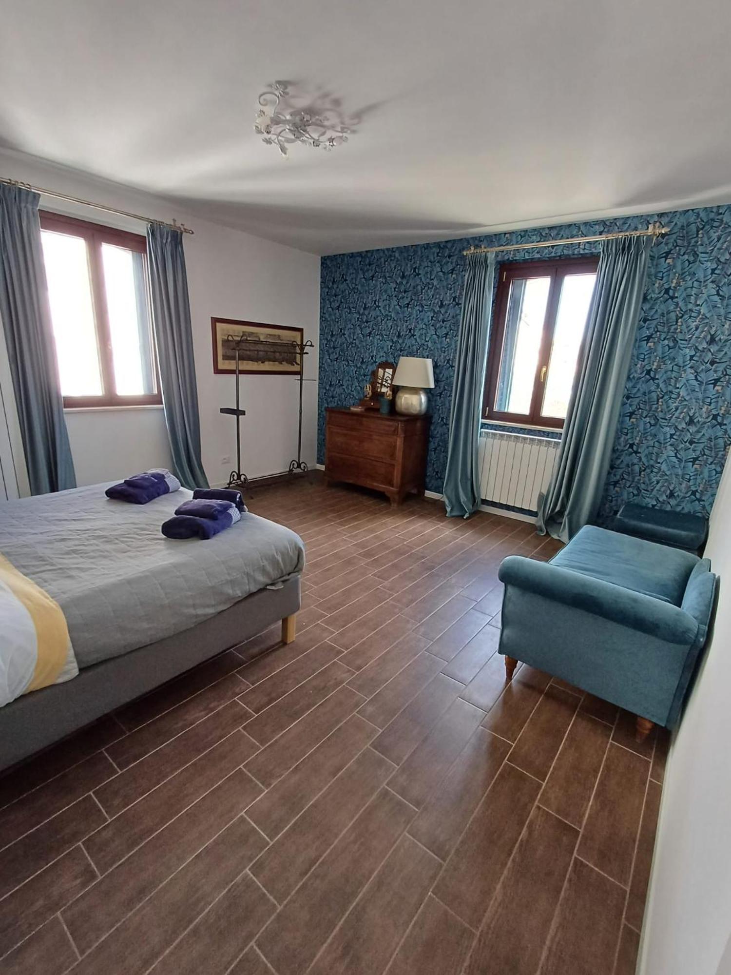 Casa Fabi - L'Aquila Apartment ภายนอก รูปภาพ